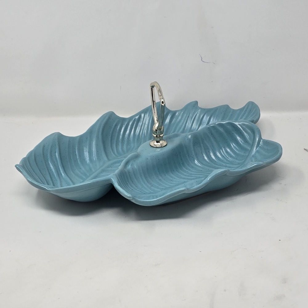 Vtg MCM turquoise ceramic nut candy‎ jewelry leaf shape metal handle USA pottery